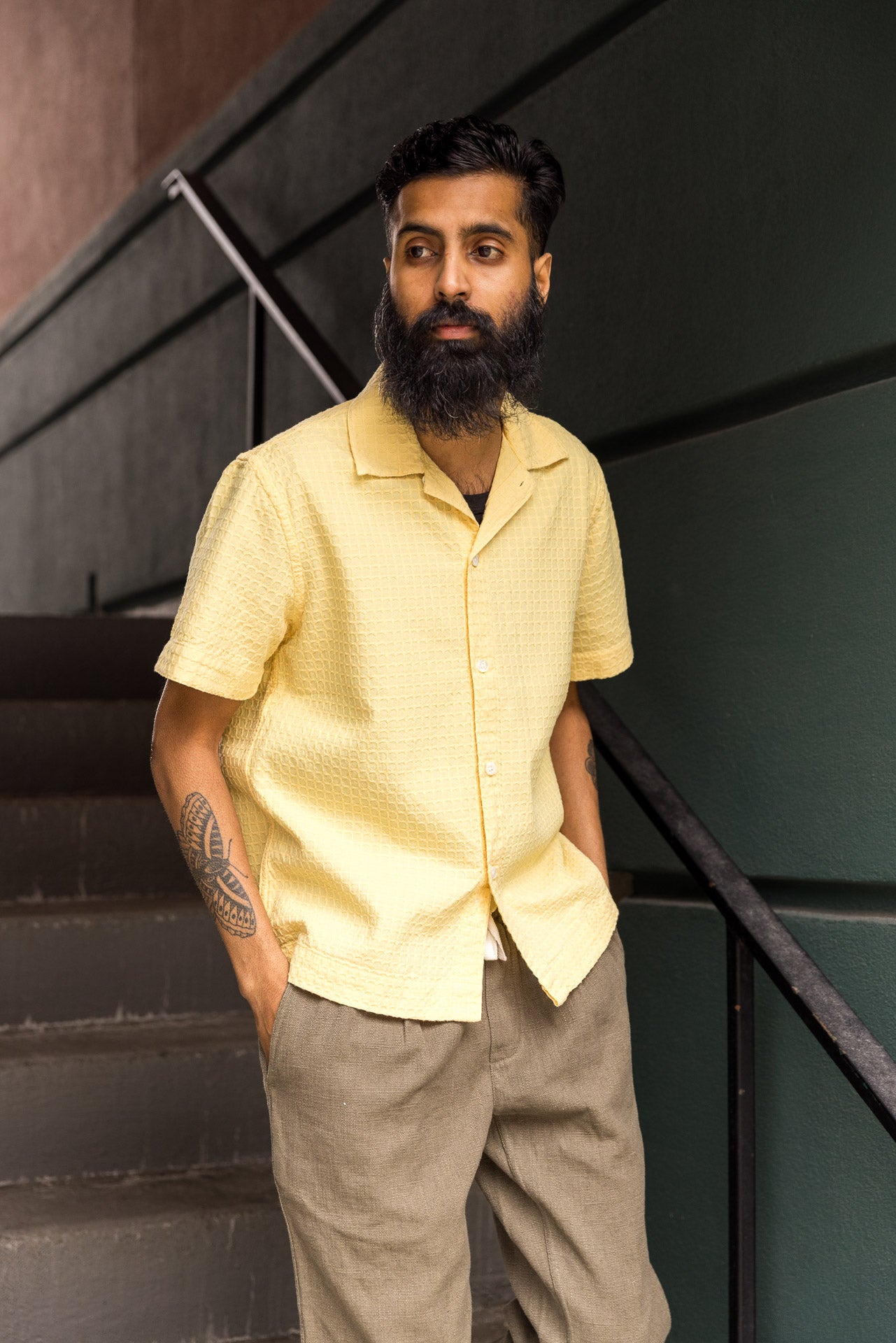 Resort Shirt Sunflower Geo Weave