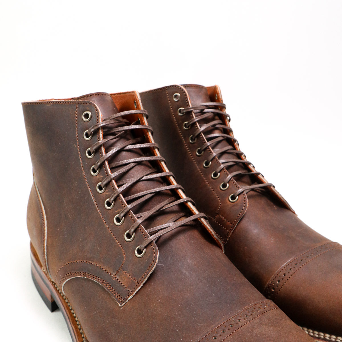 Service Boot 2030 Horween Golden Brown Predator