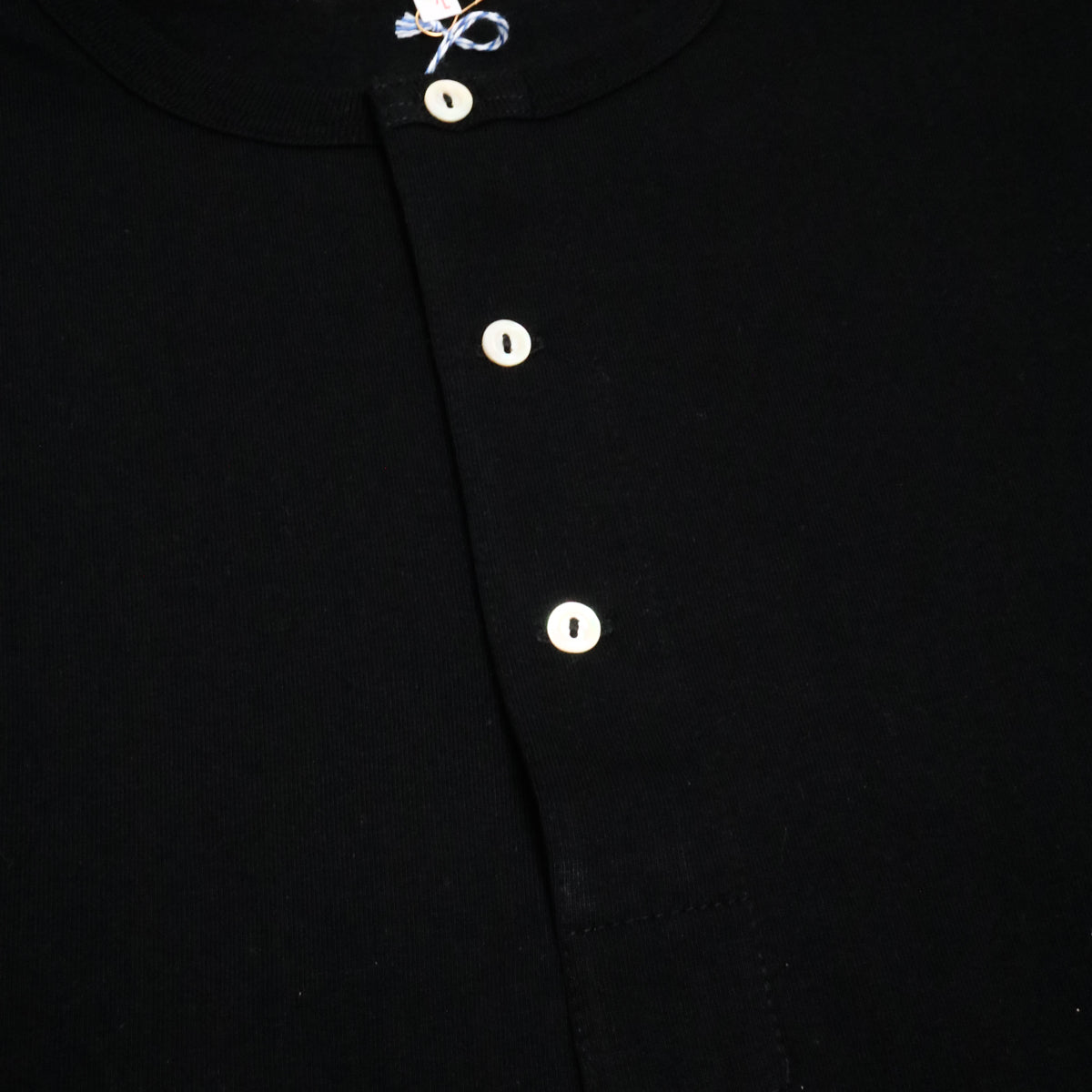 The Originals 206 Loopwheeled Longsleeve Henley Classic Fit Deep Black