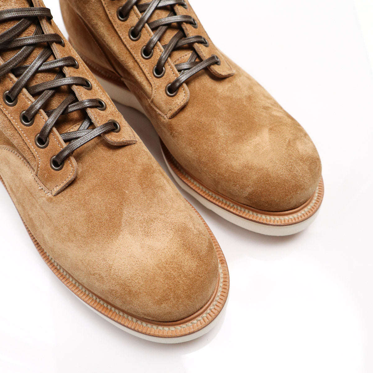 Scout Boot 2030 Opera Papillion Suede Peanut