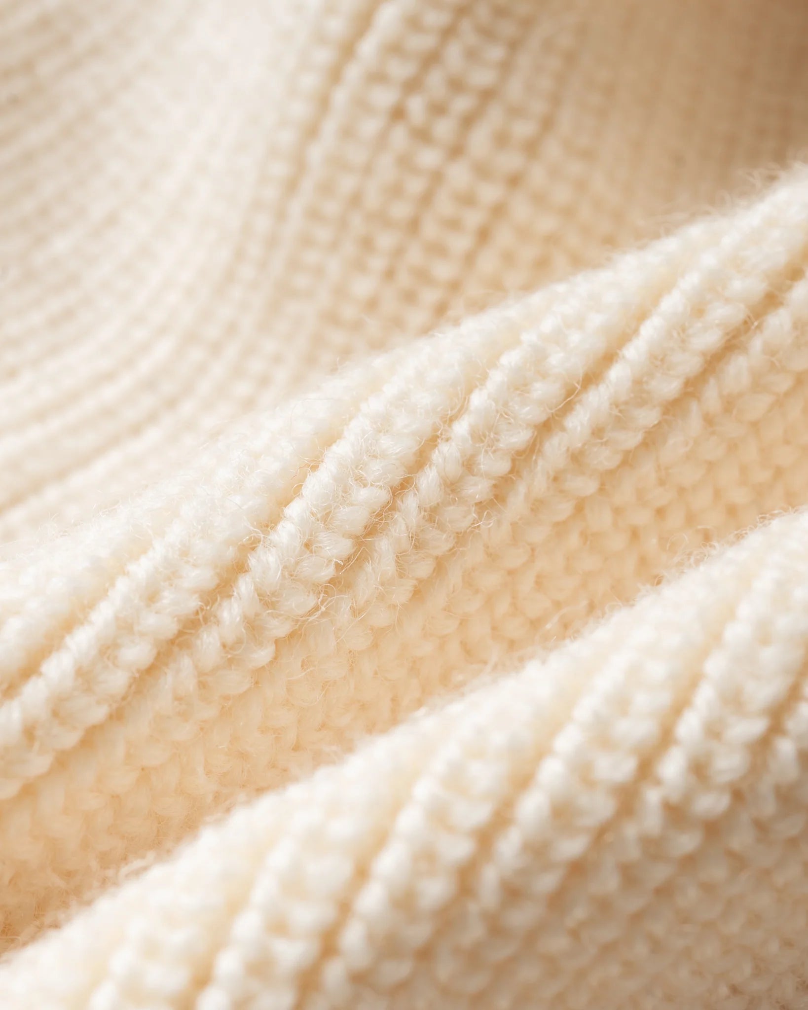 IHG-Wool 100% Wool Ribbed Beanie - White