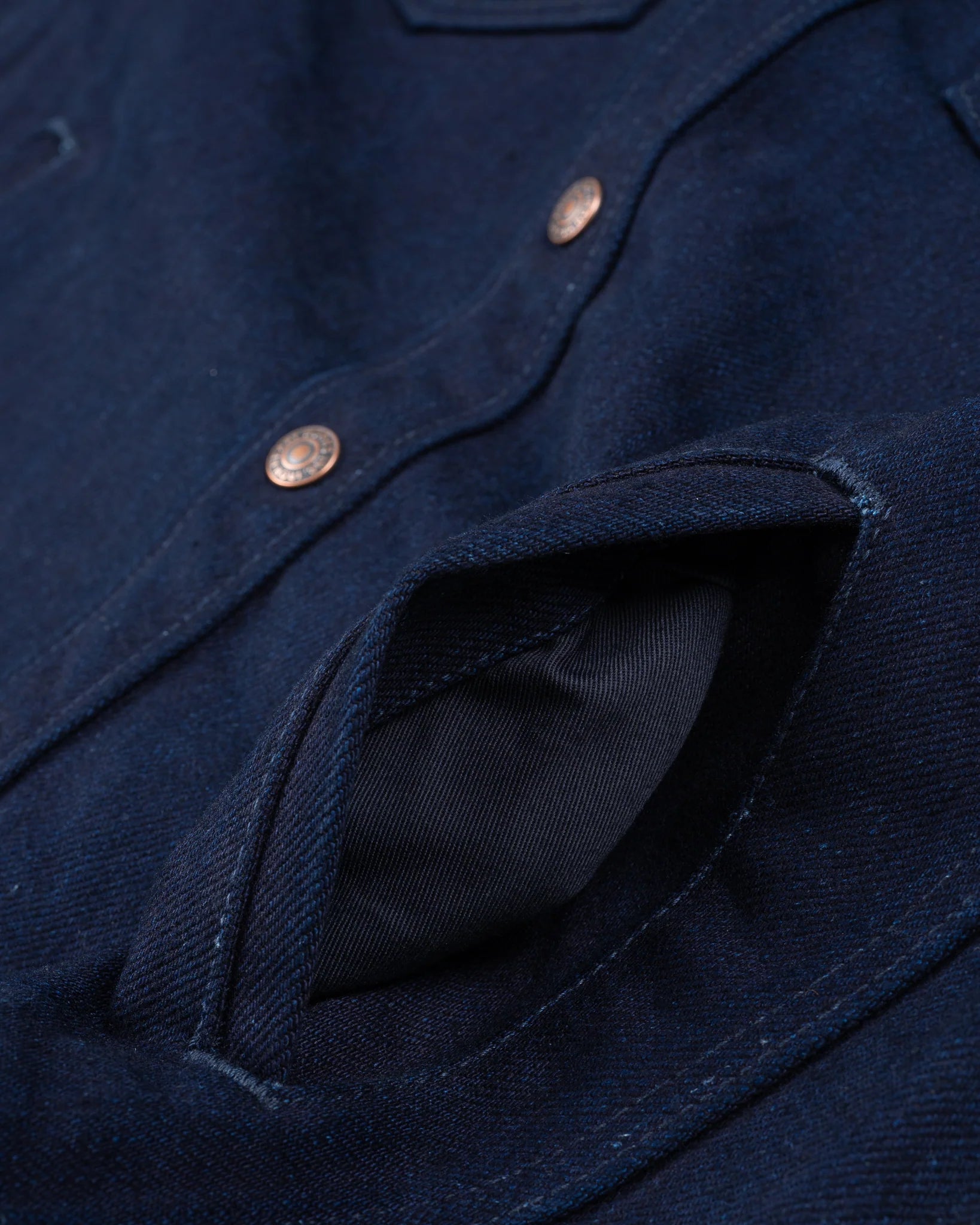 IHSH-409-IB 19oz Selvedge Denim CPO Indigo/Black