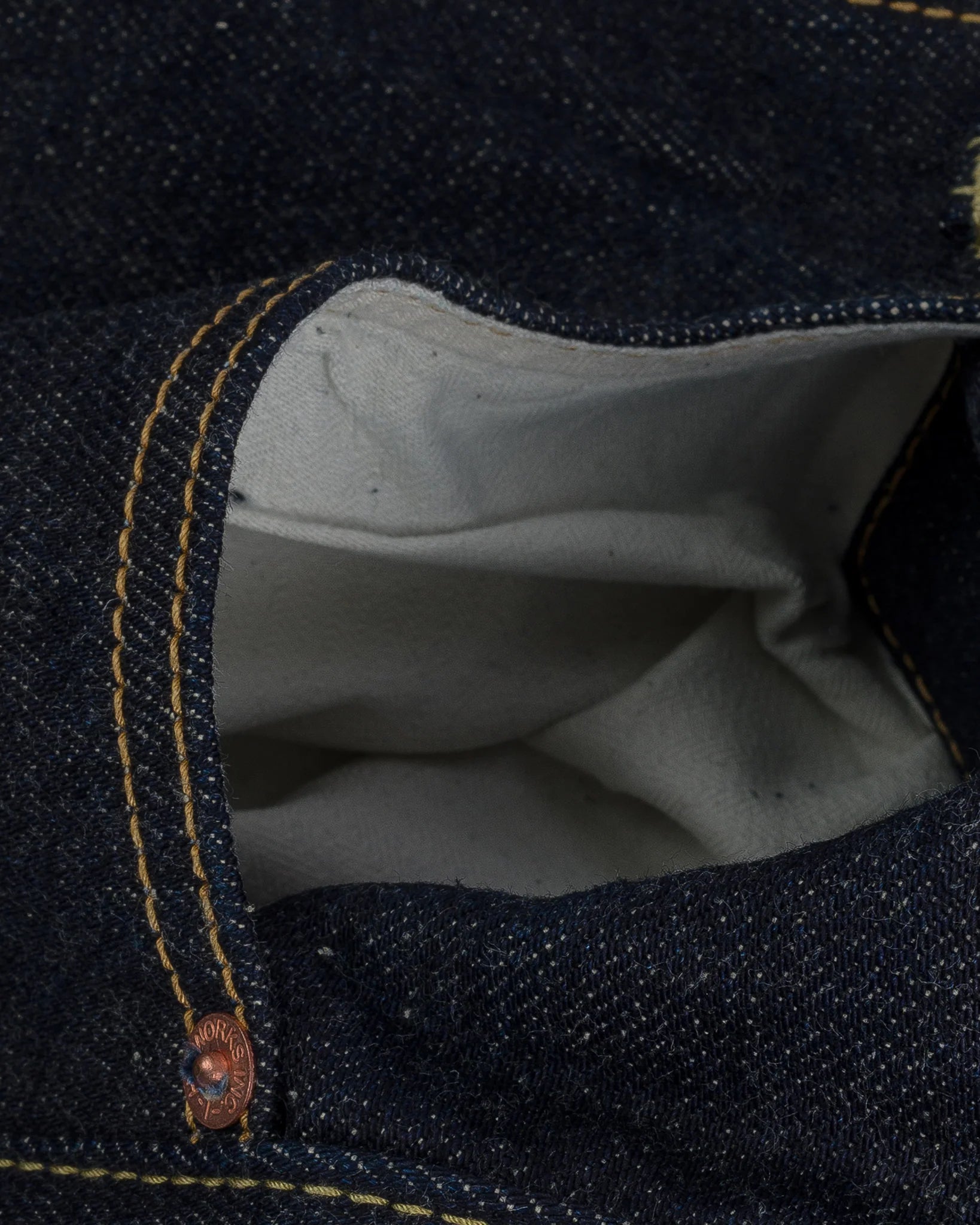 IH-888N 17oz Selvedge Denim Medium/High Rise Tapered Cut Jeans - Natural Indigo