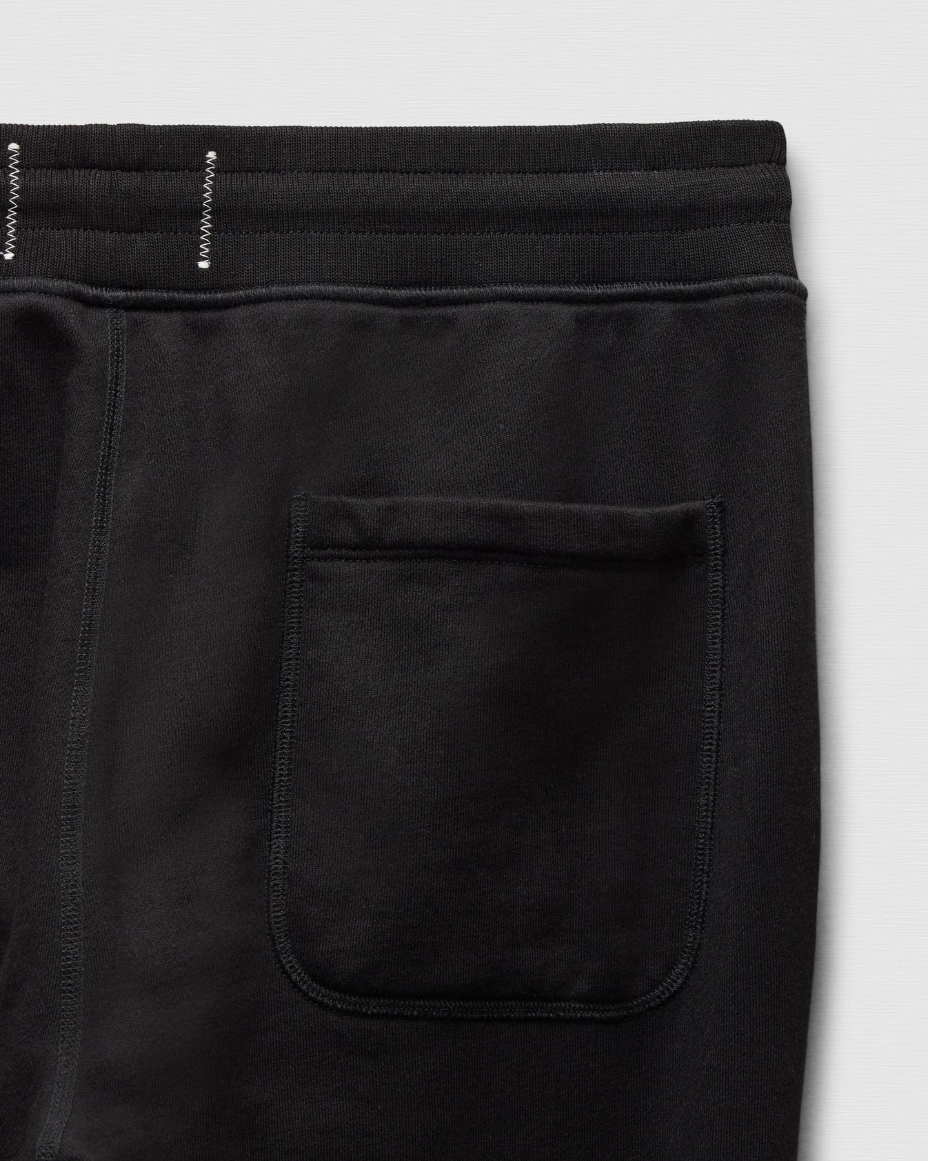 Midweight Terry Standard Cuffed Sweatpant Black