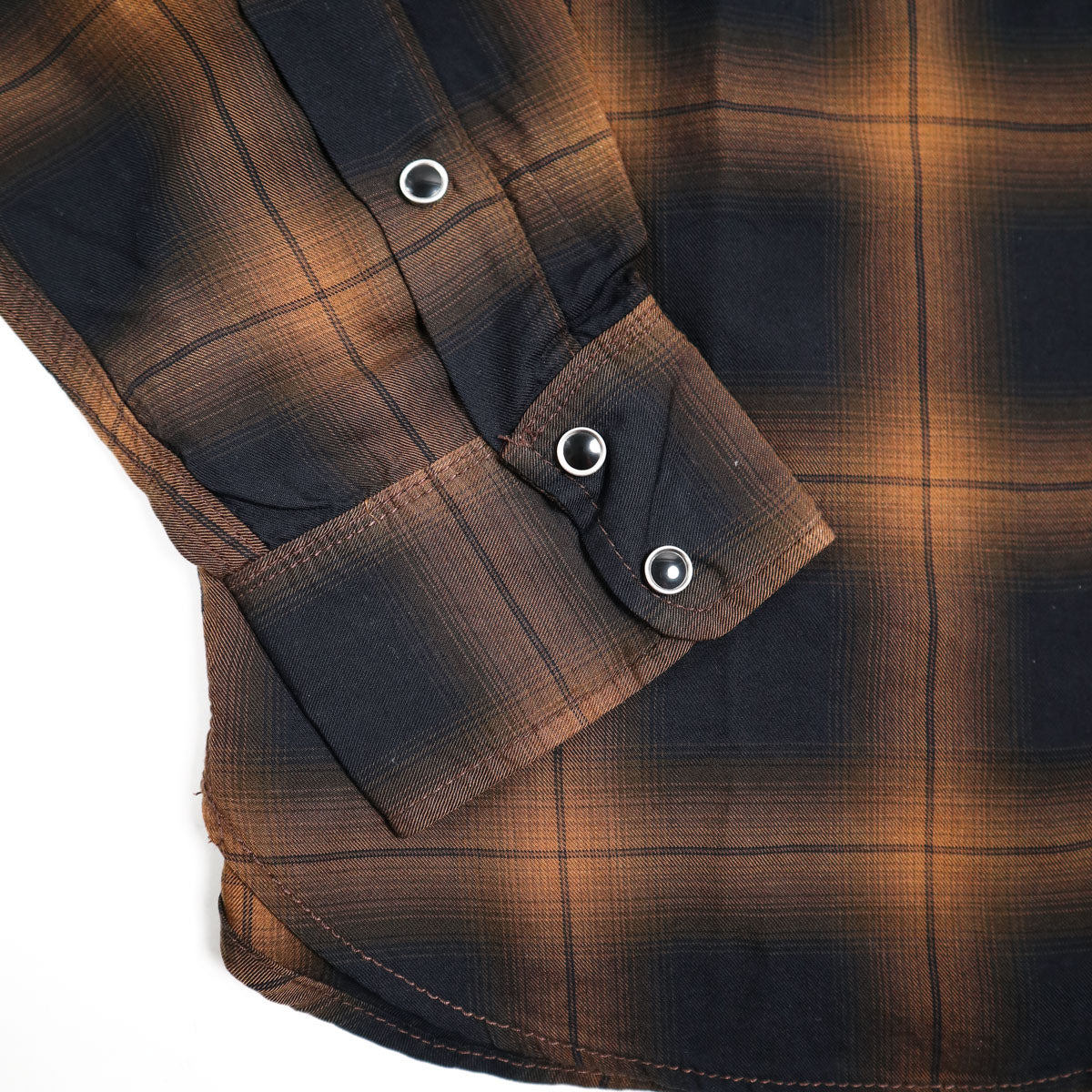 Bodie Walnut Plaid