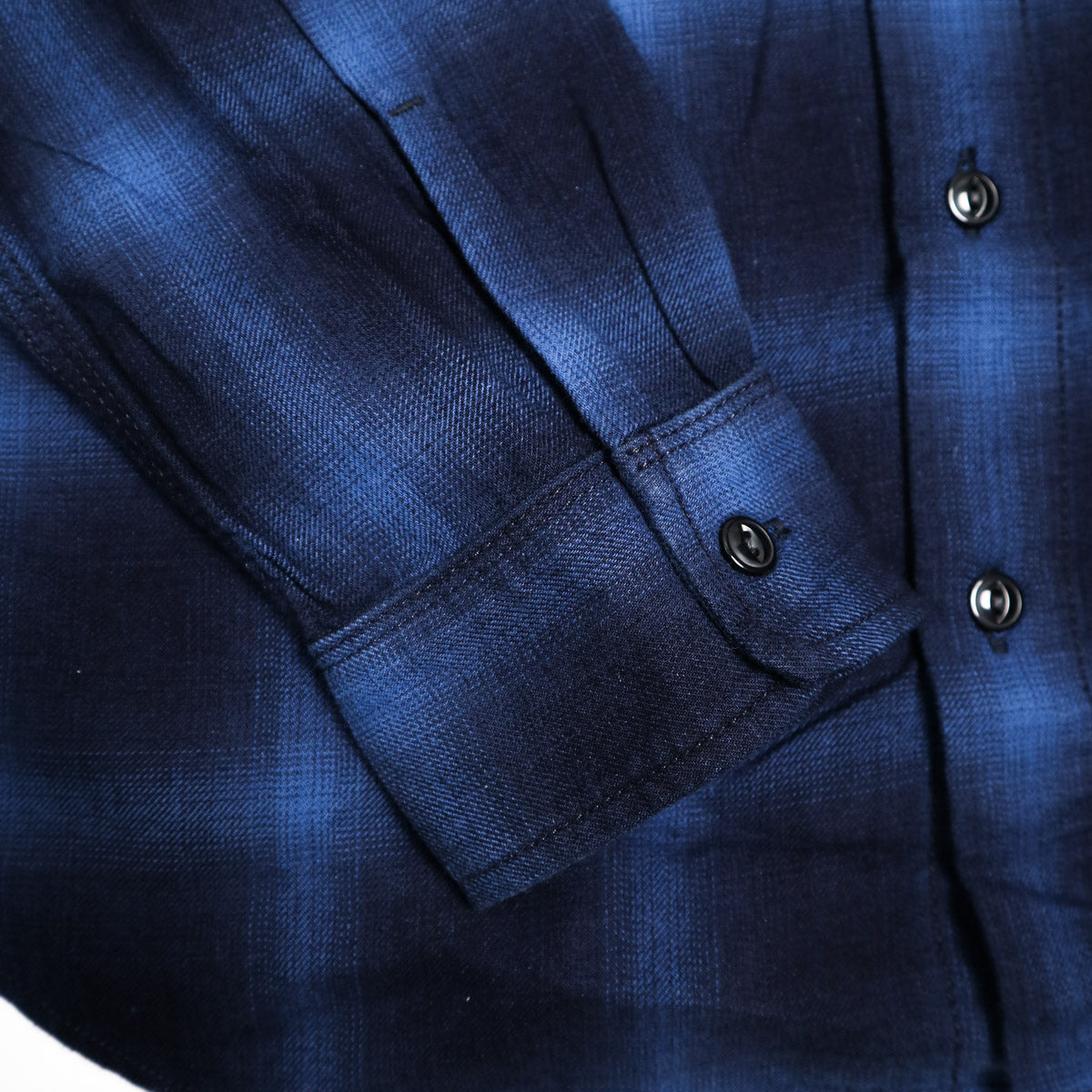 The Brace Ombre Plaid Lake