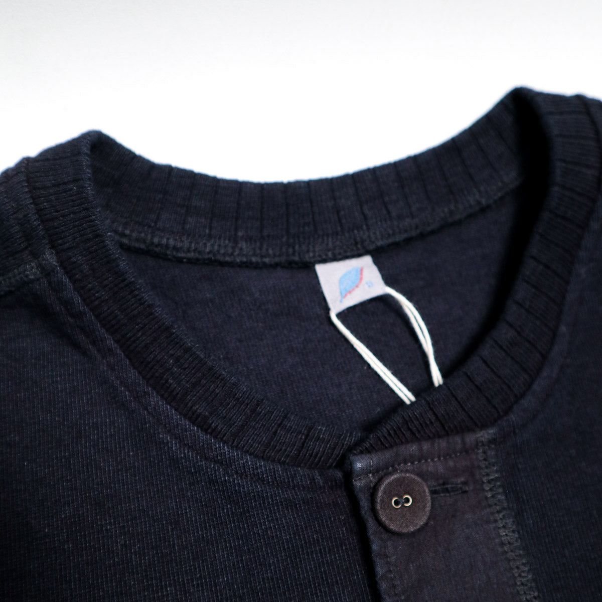 5412-IDBK 11oz Super Heavyweight Jersey Sweatshirt  Henley  - Indigo Black