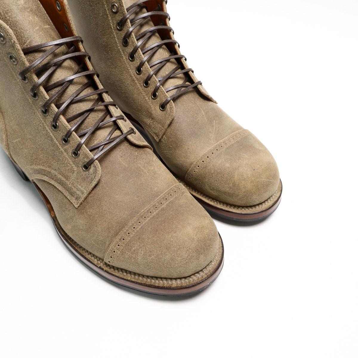 Service Boot 2040 Desert Sand Waxy Commander