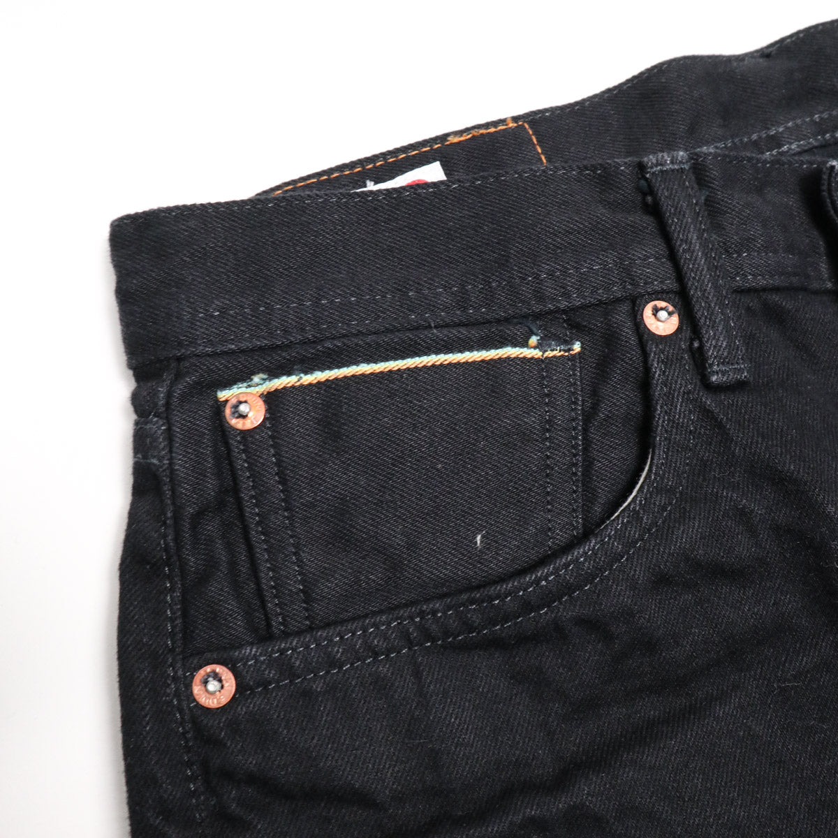 AKT32 13.5oz Rainbow Selvedge Denim Wet Black Slim Taper