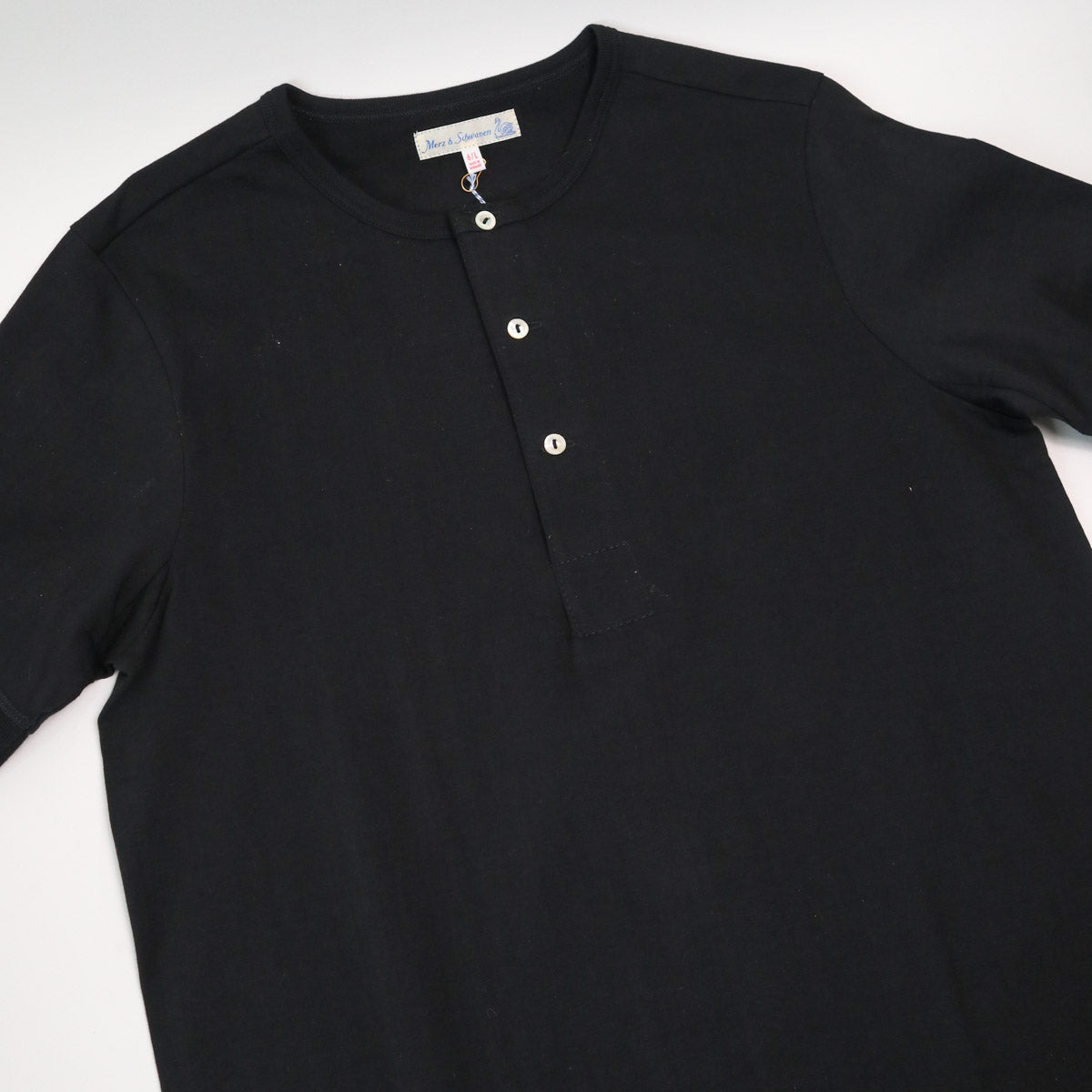 The Originals 207 Loopwheeled Short Sleeve Henley Classic Fit Black