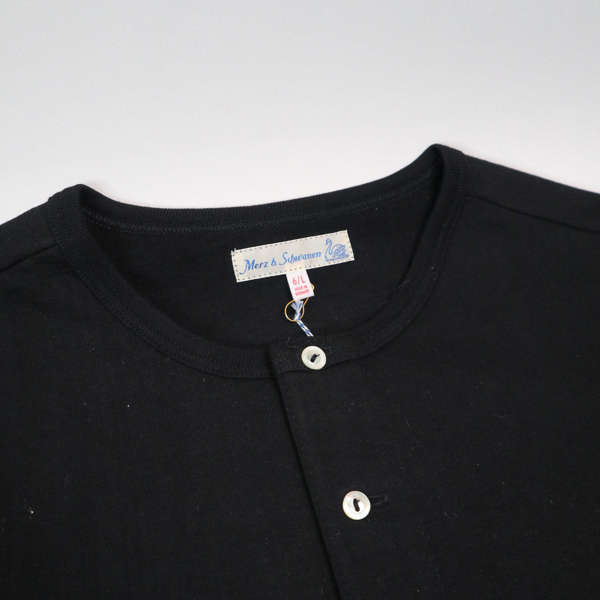 The Originals 207 Loopwheeled Short Sleeve Henley Classic Fit Black