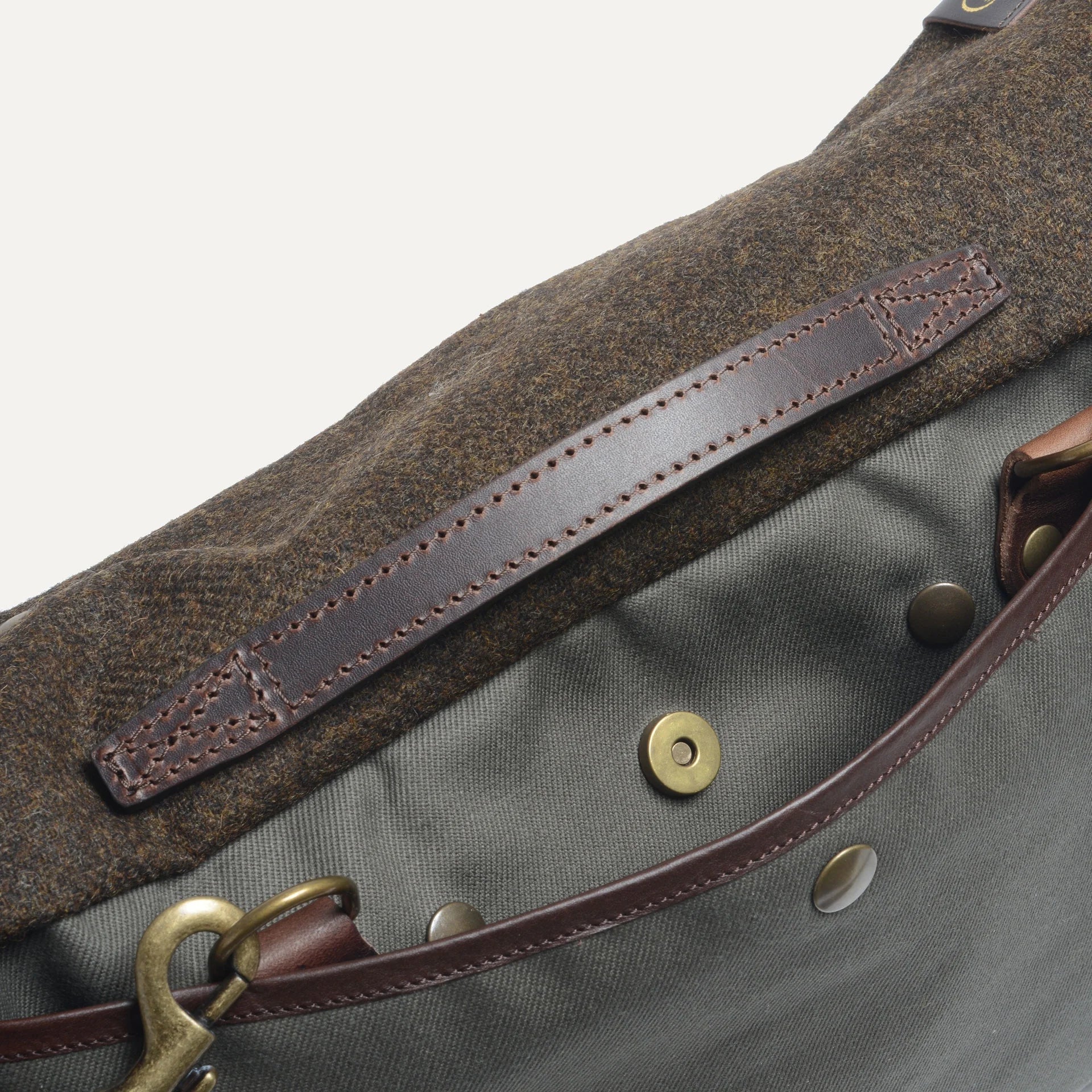 Gaston Musette Satchel Bag Khaki BM/Tweed