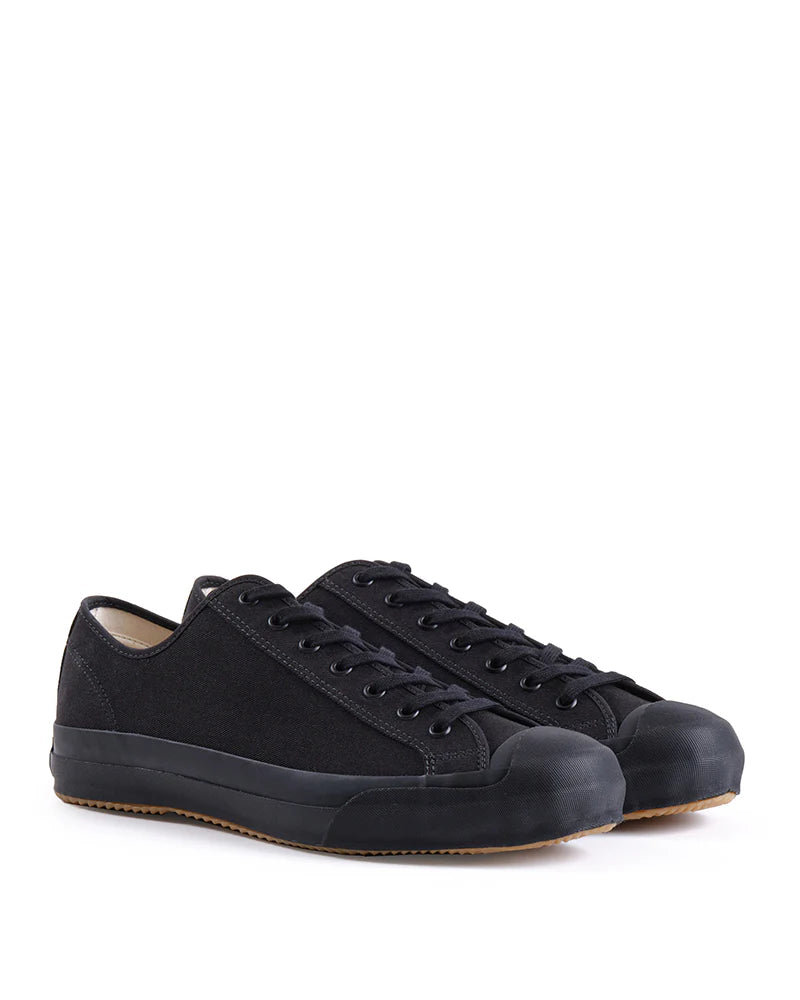 LK-050 JLB Champion Sneakers Solid Black